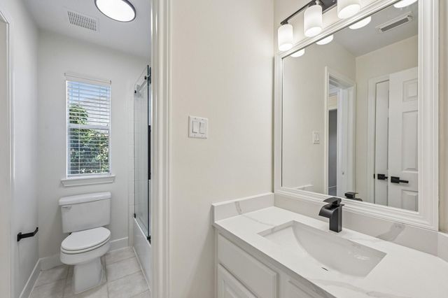 4607 Jade Green Court, Houston, TX 77059