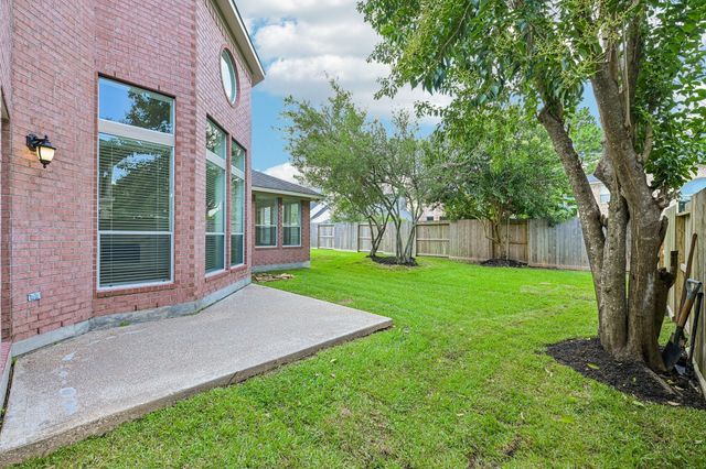 4607 Jade Green Court, Houston, TX 77059