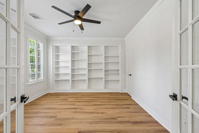 4607 Jade Green Court, Houston, TX 77059