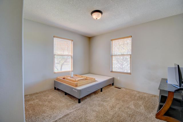 10039 Vista Cantera Lane NW, Albuquerque, NM 87114