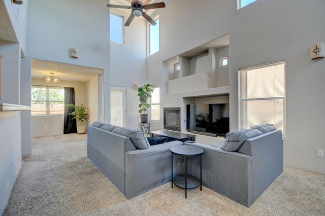10039 Vista Cantera Lane NW, Albuquerque, NM 87114