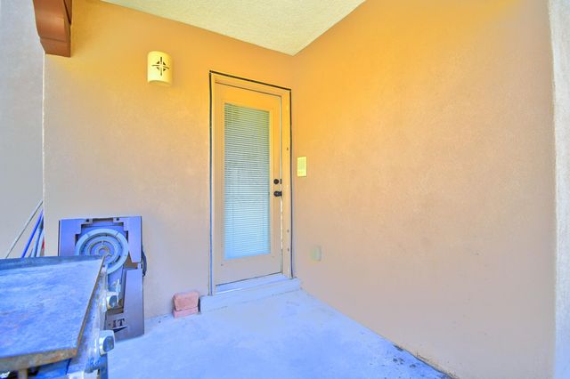 10039 Vista Cantera Lane NW, Albuquerque, NM 87114