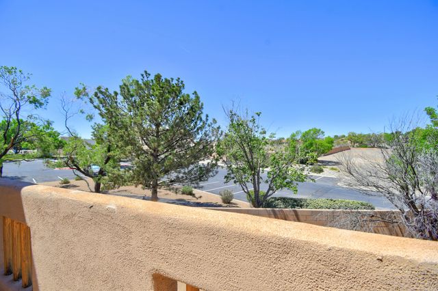 10039 Vista Cantera Lane NW, Albuquerque, NM 87114