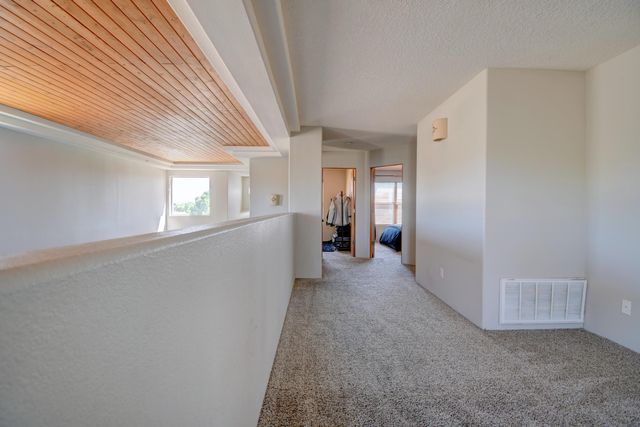 10039 Vista Cantera Lane NW, Albuquerque, NM 87114