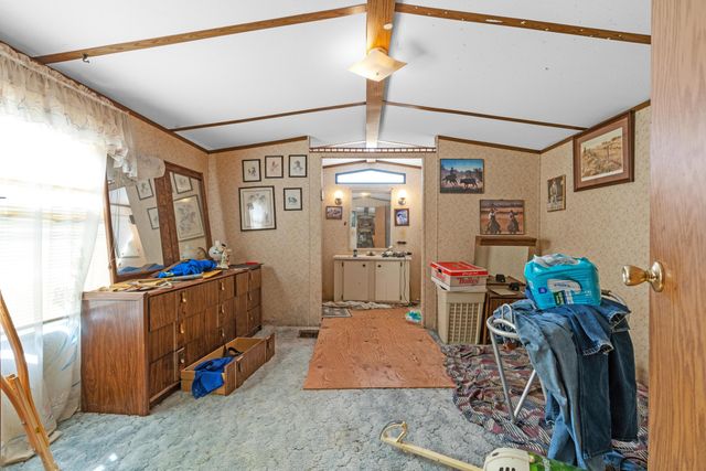 65 Jerusalem Road SE, Bremen, OH 43107