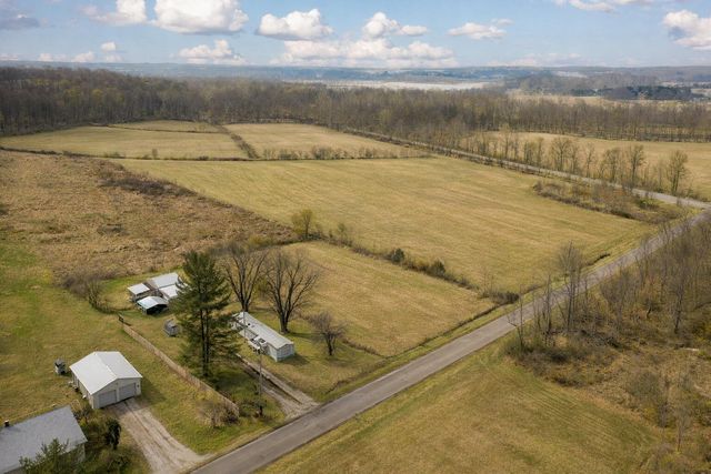 65 Jerusalem Road SE, Bremen, OH 43107