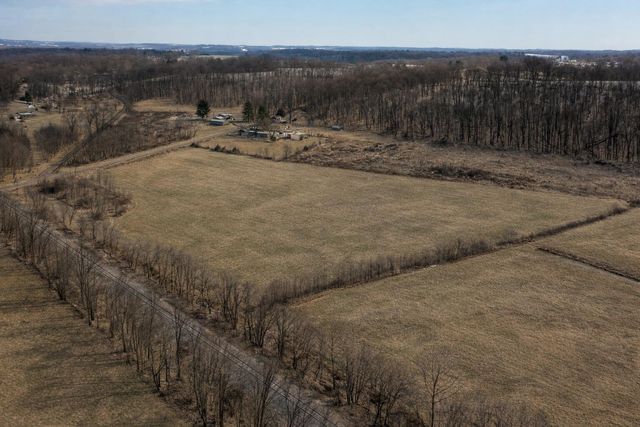 65 Jerusalem Road SE, Bremen, OH 43107