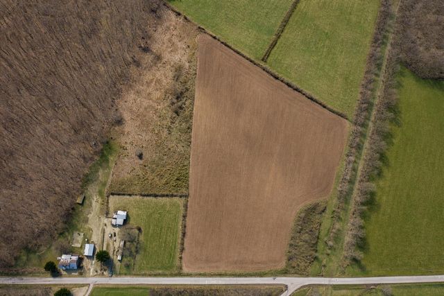 65 Jerusalem Road SE, Bremen, OH 43107