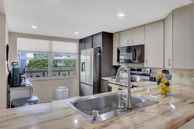 2504 Antigua Terrace B3, Coconut Creek, FL 33066