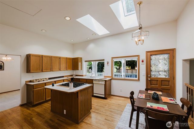 12218 Crossridge Avenue NW, Silverdale, WA 98383
