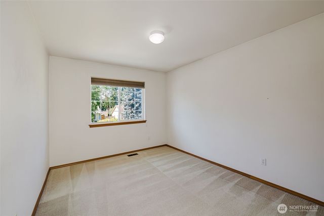 12218 Crossridge Avenue NW, Silverdale, WA 98383