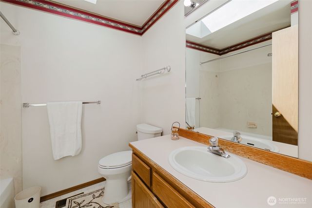 12218 Crossridge Avenue NW, Silverdale, WA 98383
