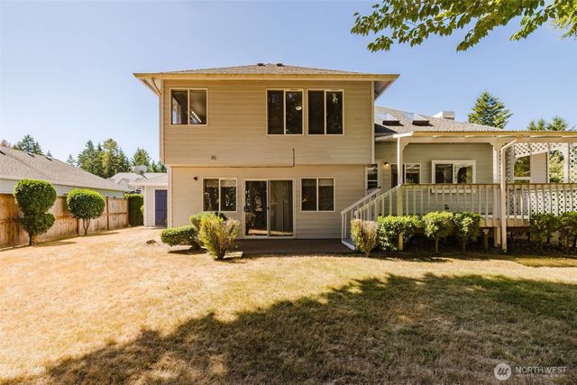 12218 Crossridge Avenue NW, Silverdale, WA 98383