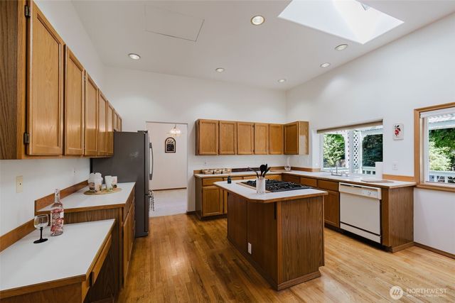 12218 Crossridge Avenue NW, Silverdale, WA 98383