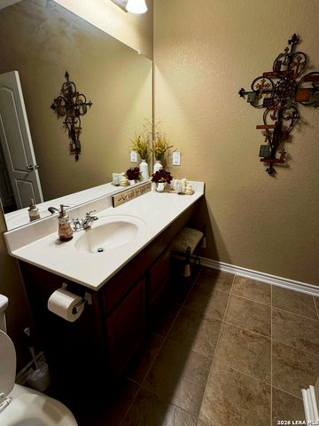 114 Colonial Bluff, Universal City, TX 78148