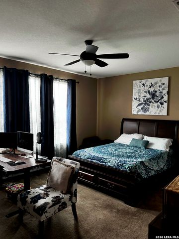 114 Colonial Bluff, Universal City, TX 78148