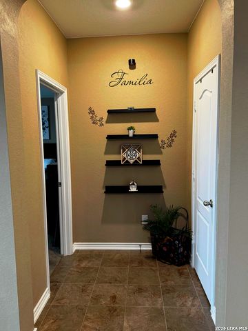 114 Colonial Bluff, Universal City, TX 78148