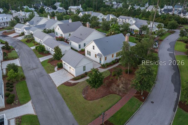 18 Thunderstorm Ln, Bluffton, SC 29910