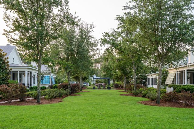 18 Thunderstorm Ln, Bluffton, SC 29910