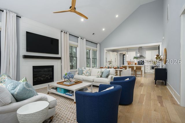 18 Thunderstorm Ln, Bluffton, SC 29910