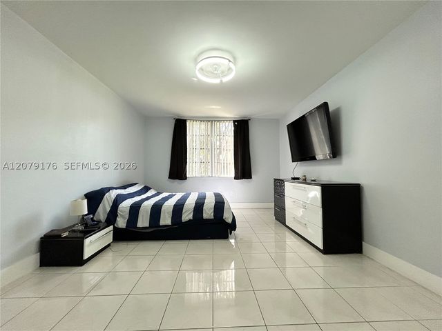 3253 Foxcroft Rd G110, Miramar, FL 33025