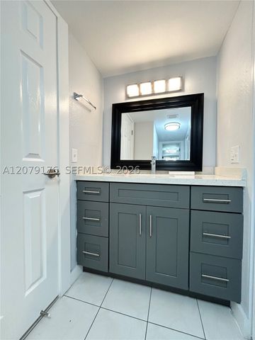 3253 Foxcroft Rd G110, Miramar, FL 33025