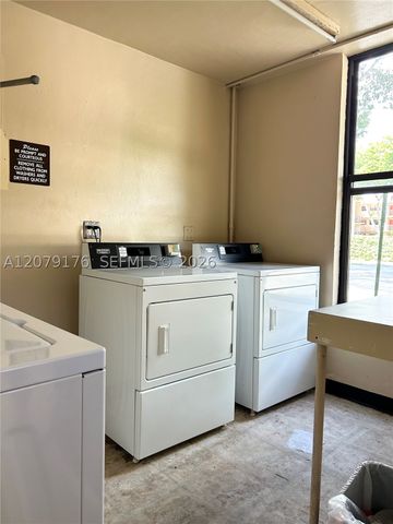 3253 Foxcroft Rd G110, Miramar, FL 33025