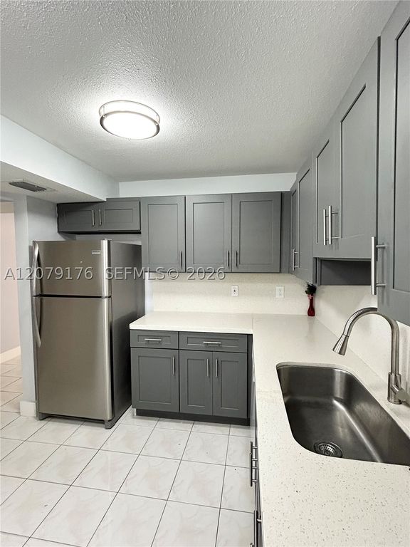 3253 Foxcroft Rd G110, Miramar, FL 33025