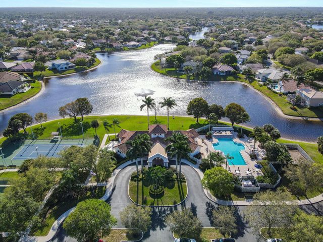 236 Sparrow Point, Jupiter, FL 33458