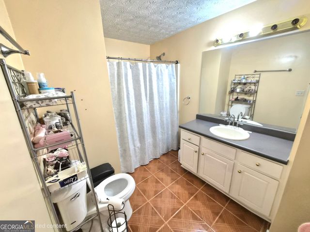 2784 Holly Berry Drive, Ellenwood, GA 30294