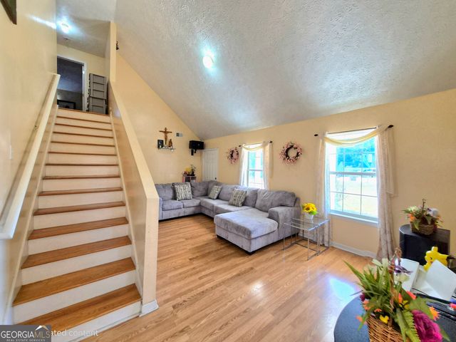 2784 Holly Berry Drive, Ellenwood, GA 30294