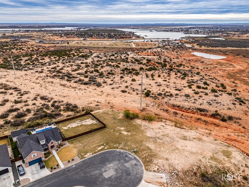 Image 2 of property listing at 6226 Katie Lane, San Angelo, TX 76904