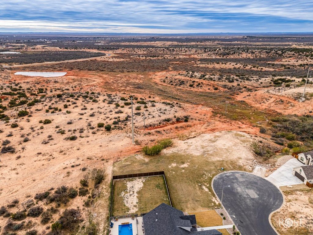 Image 6 of property listing at 6226 Katie Lane, San Angelo, TX 76904