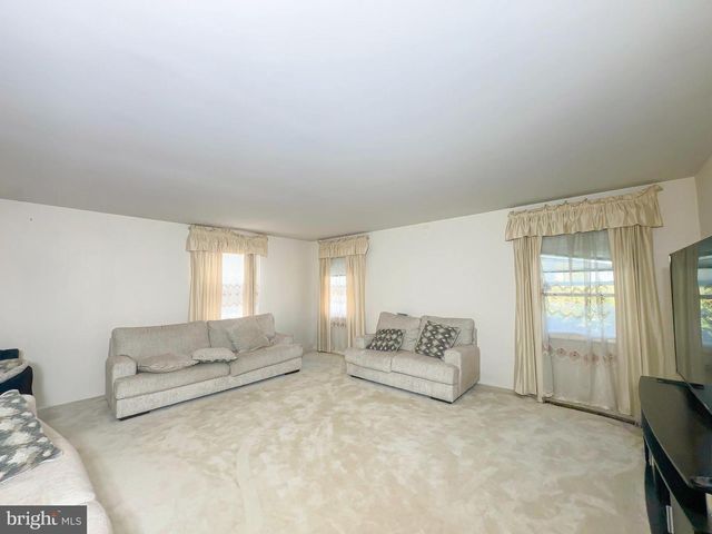 16022 POND MEADOW LN, Bowie, MD 20716