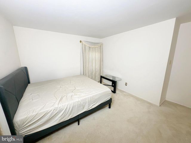 16022 POND MEADOW LN, Bowie, MD 20716