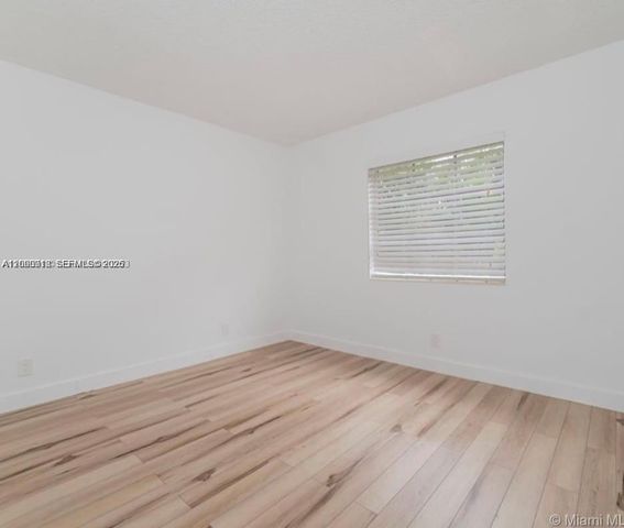2424 SE 17th Causeway, Fort Lauderdale, FL 33316
