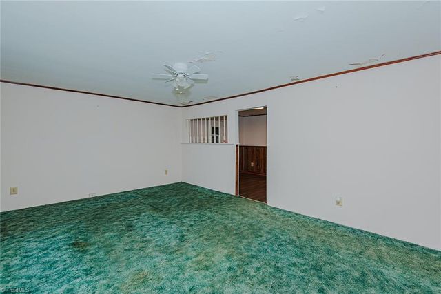 469 Lakeview Drive, Burlington, NC 27215