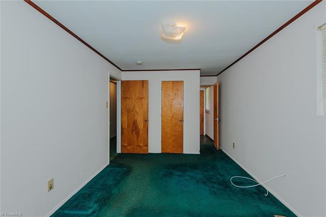 469 Lakeview Drive, Burlington, NC 27215