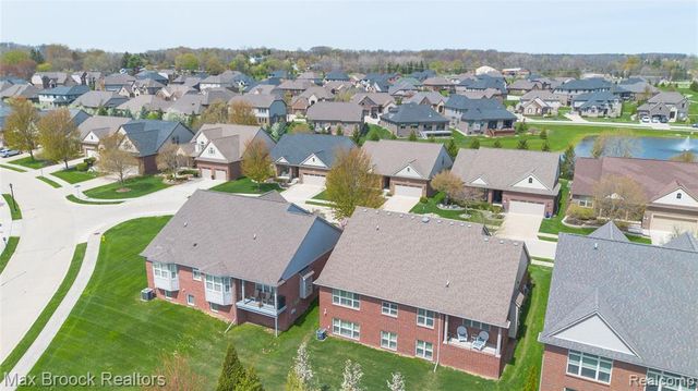 7940 Stableford Drive 51, Washington, MI 48094