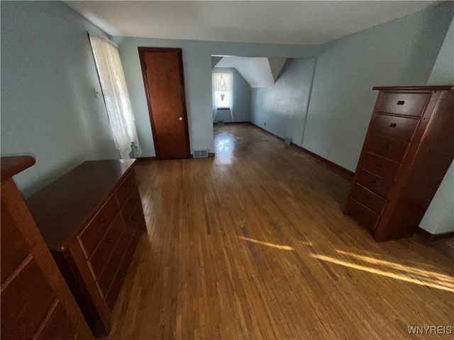 554 31st Street, Niagara Falls, NY 14301