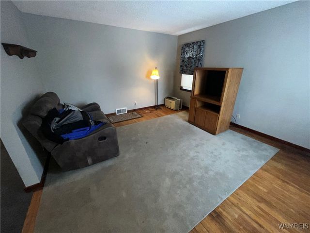 554 31st Street, Niagara Falls, NY 14301