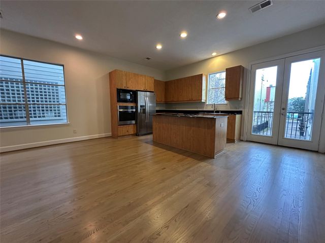 2713 Crawford Street, Houston, TX 77004