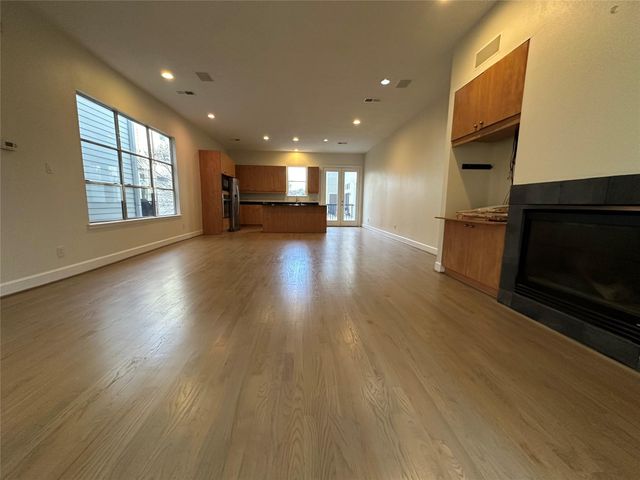 2713 Crawford Street, Houston, TX 77004