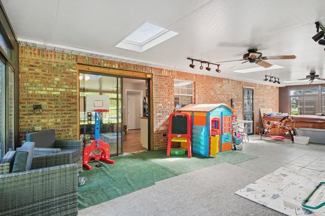 188 Pine Mountain Rd, Clarksville, TN 37042