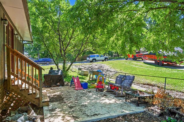 188 Pine Mountain Rd, Clarksville, TN 37042