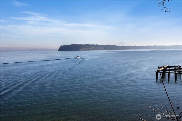 3617 Rosedale St, Gig Harbor, WA 98335