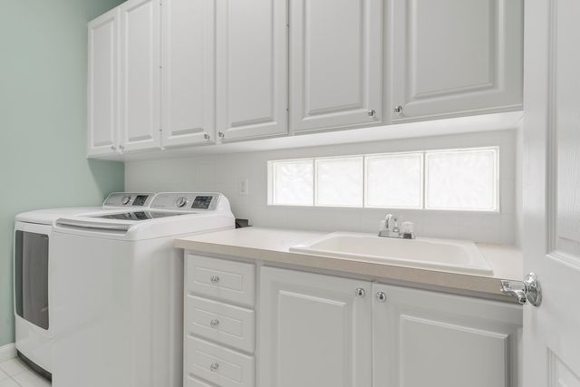 805 Niemen Drive, Palm Beach Gardens, FL 33410