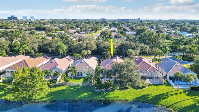 805 Niemen Drive, Palm Beach Gardens, FL 33410