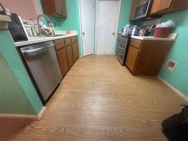 903 Greenbriar Loop, Round Rock, TX 78664