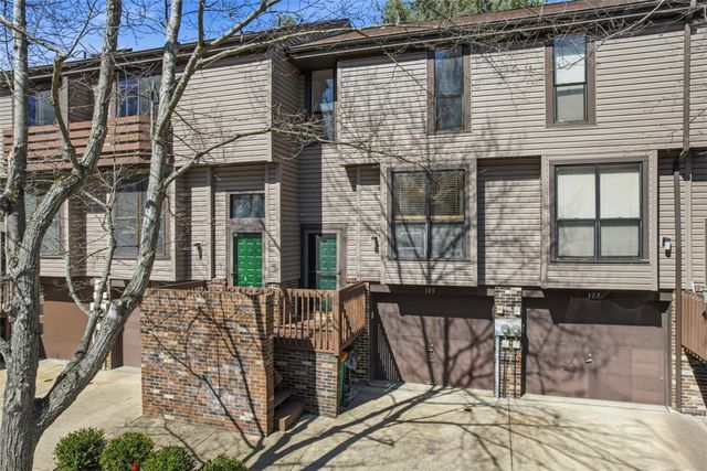 105 Laurel Ct, Ross Twp, PA 15202